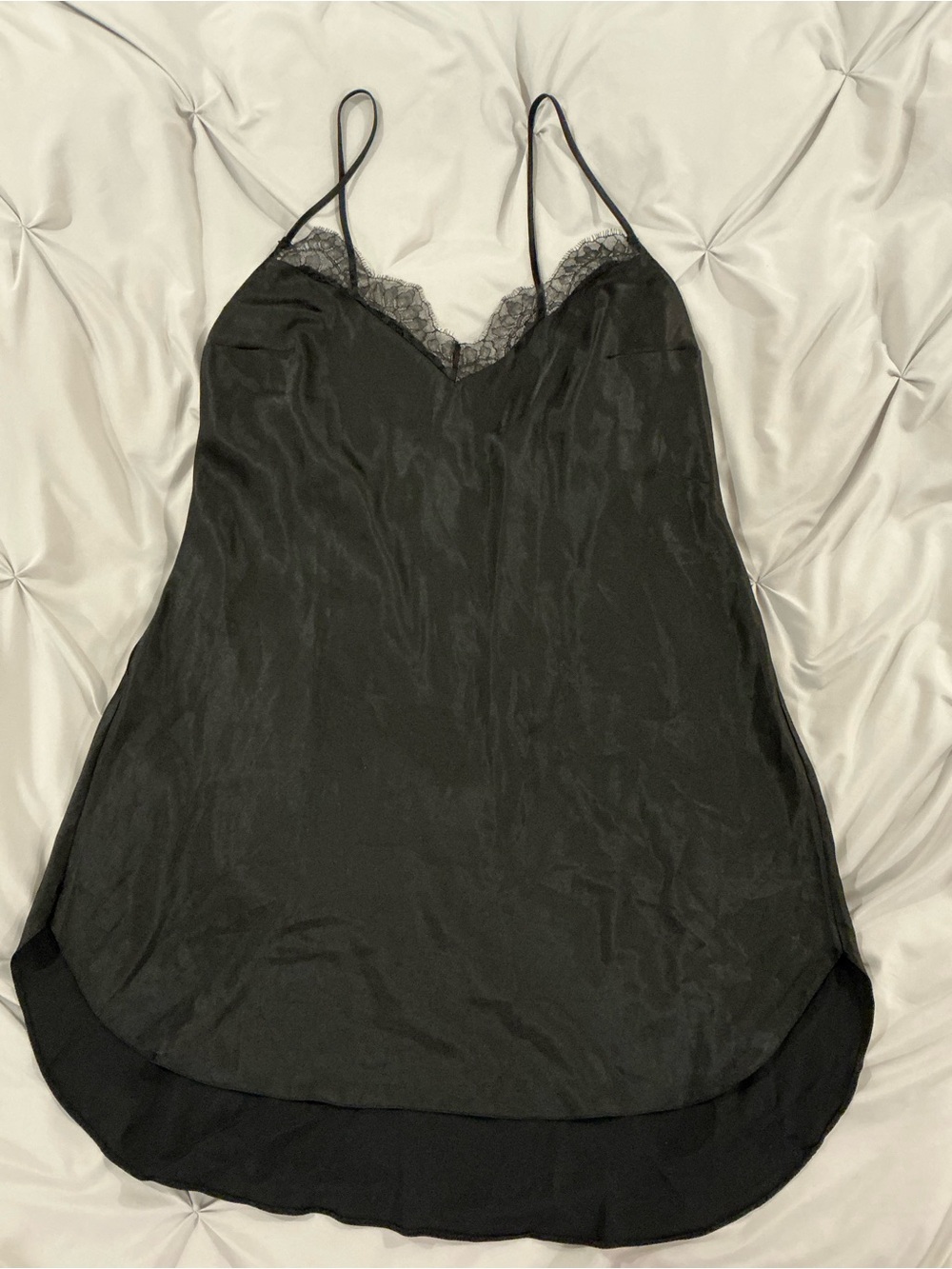 EUC Womens Victoria Secret Black Satin Nightie/Slip - Size XL.